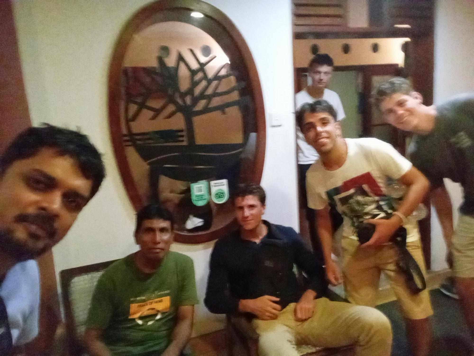 Leopard City Hostel Yala 티사마하라마 외부 사진